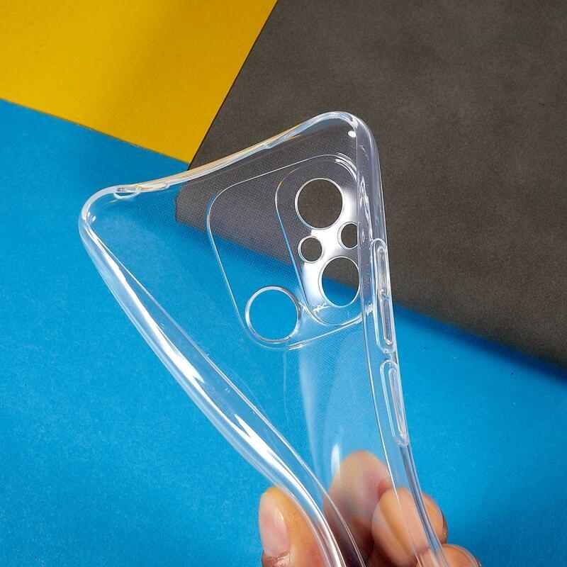Průhledný gelový obal na Xiaomi Redmi 12C - průhledný